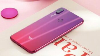 Xiaomi Redmi 7 với thiết kế màu gradient mới.