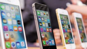 Apple đã ra mắt iPhone SE vào năm 2016 với mức giá khởi điểm là 399 USD.