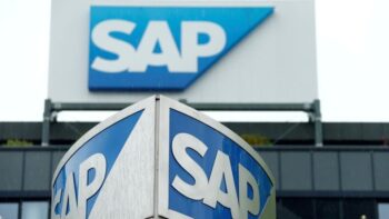 Các đối thủ cạnh tranh của SAP bao gồm Salesforce và Oracle Corp.